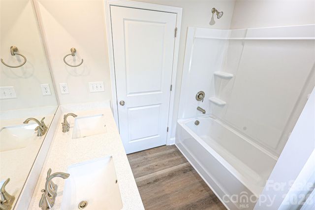 5003 Twin River Drive, Denver, NC 28037