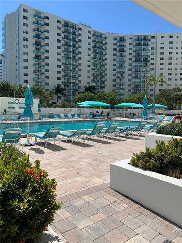 3725 S Ocean Dr L12, Hollywood, FL 33019