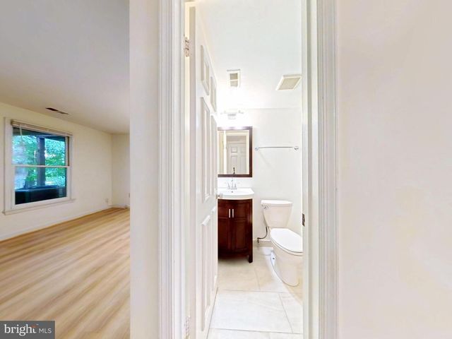 10651 PINE HAVEN TER, Rockville, MD 20852