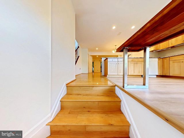 10651 PINE HAVEN TER, Rockville, MD 20852