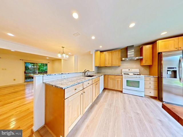 10651 PINE HAVEN TER, Rockville, MD 20852