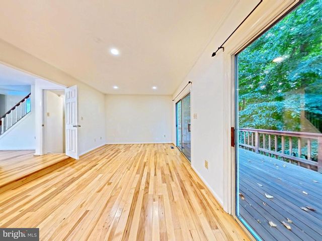 10651 PINE HAVEN TER, Rockville, MD 20852