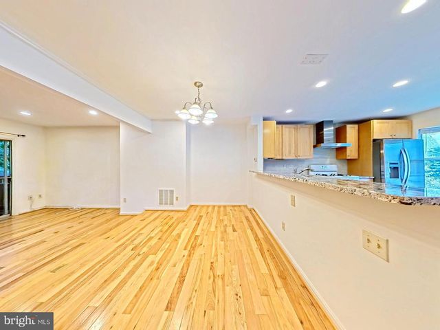 10651 PINE HAVEN TER, Rockville, MD 20852