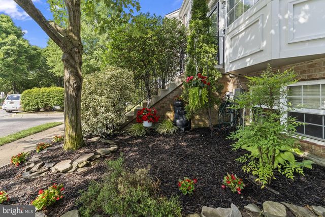 2505 LESH CT, Crofton, MD 21114