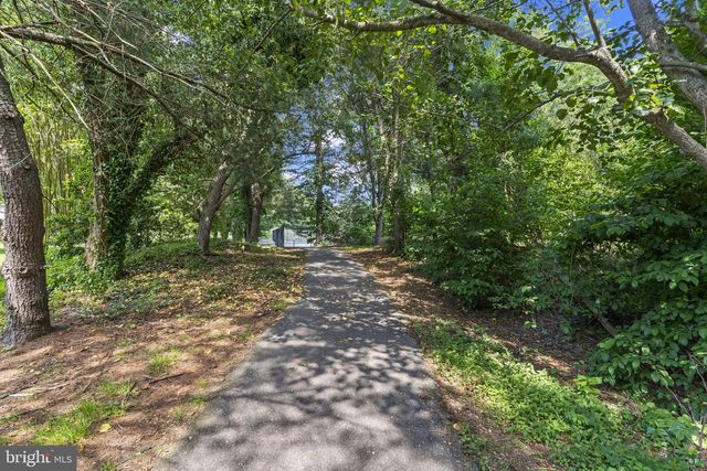 2505 LESH CT, Crofton, MD 21114