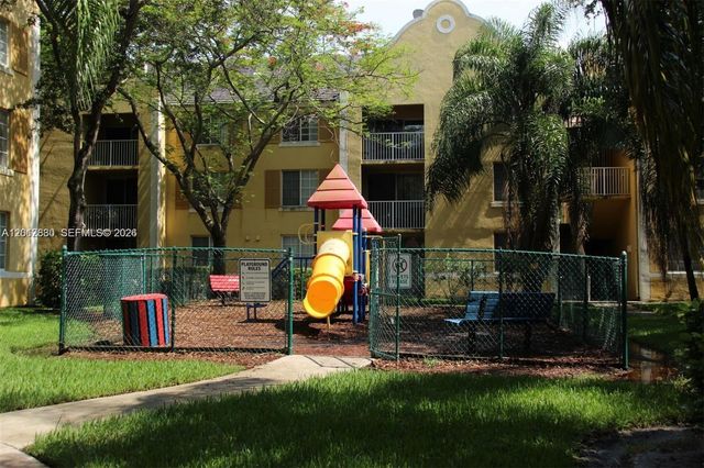 655 SW 111th Way 201, Pembroke Pines, FL 33025