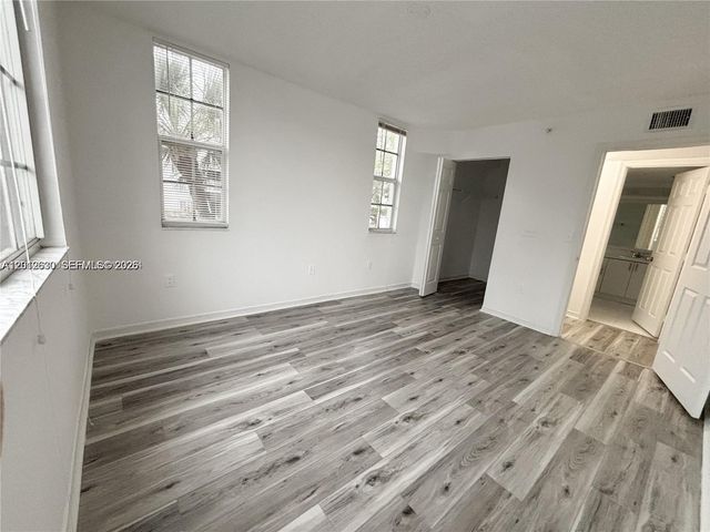 655 SW 111th Way 201, Pembroke Pines, FL 33025