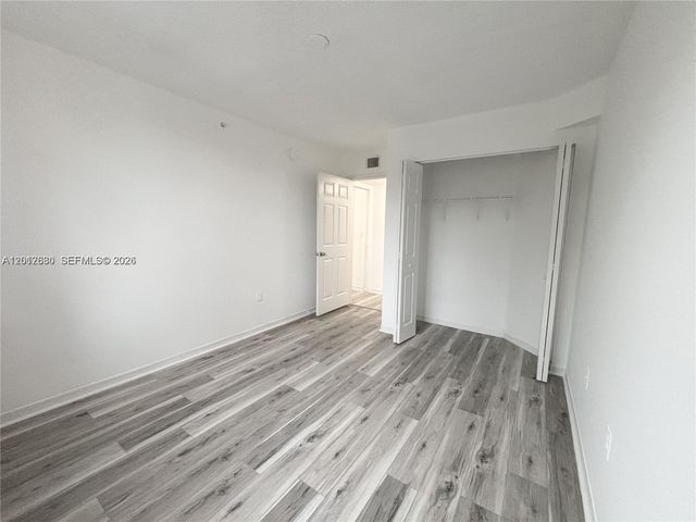 655 SW 111th Way 201, Pembroke Pines, FL 33025