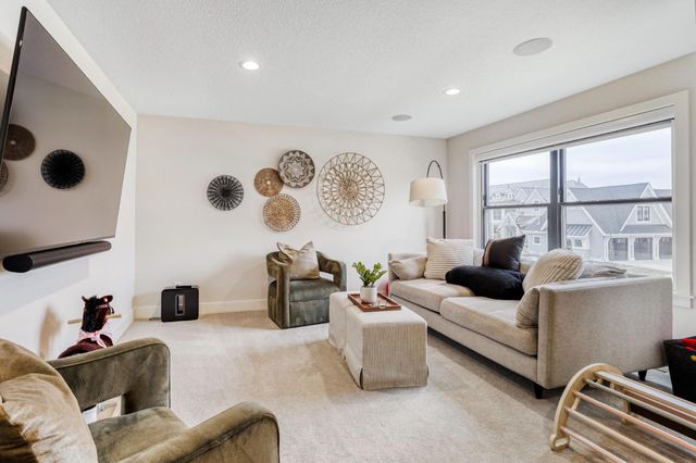 4998 Beach Street NE, Prior Lake, MN 55372