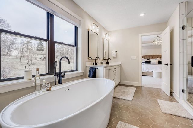 4998 Beach Street NE, Prior Lake, MN 55372