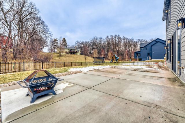 4998 Beach Street NE, Prior Lake, MN 55372