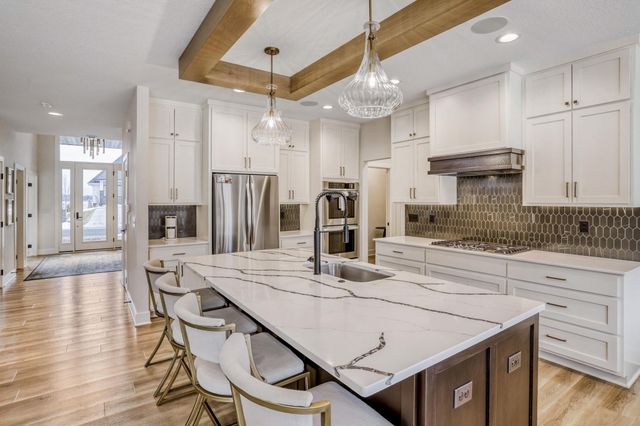 4998 Beach Street NE, Prior Lake, MN 55372