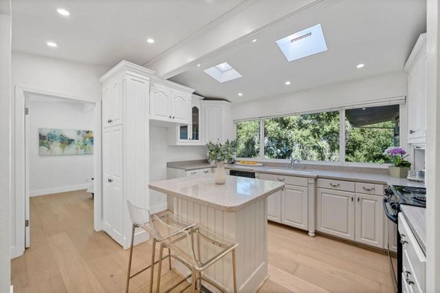 15499 Bohlman Road, Saratoga, CA 95070