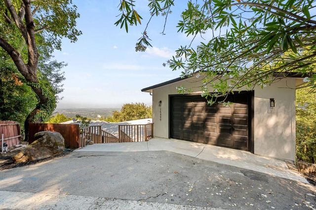 15499 Bohlman Road, Saratoga, CA 95070