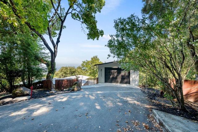 15499 Bohlman Road, Saratoga, CA 95070