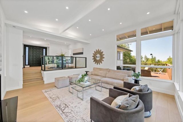 15499 Bohlman Road, Saratoga, CA 95070