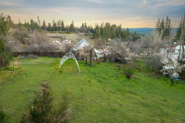 28033 Cherokee St, Nevada City, CA 95959