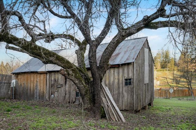 28033 Cherokee St, Nevada City, CA 95959