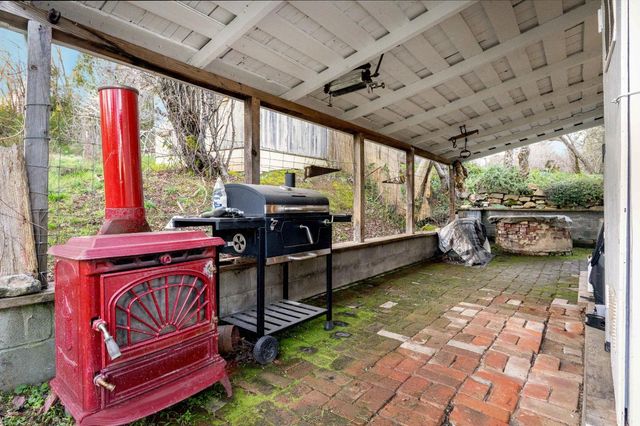 28033 Cherokee St, Nevada City, CA 95959