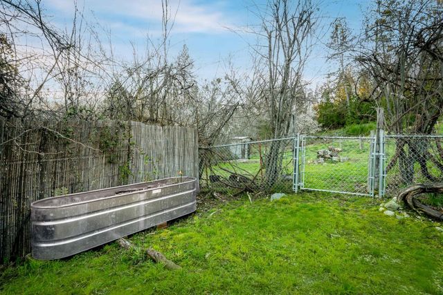 28033 Cherokee St, Nevada City, CA 95959