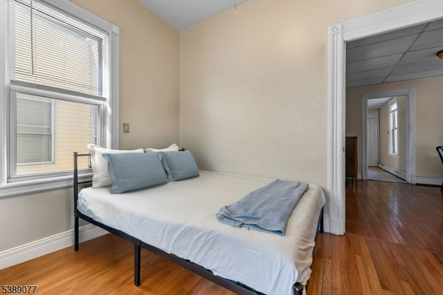 30 Gardner Ave, Jersey City, NJ 07304