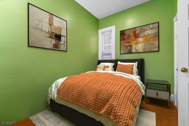 30 Gardner Ave, Jersey City, NJ 07304