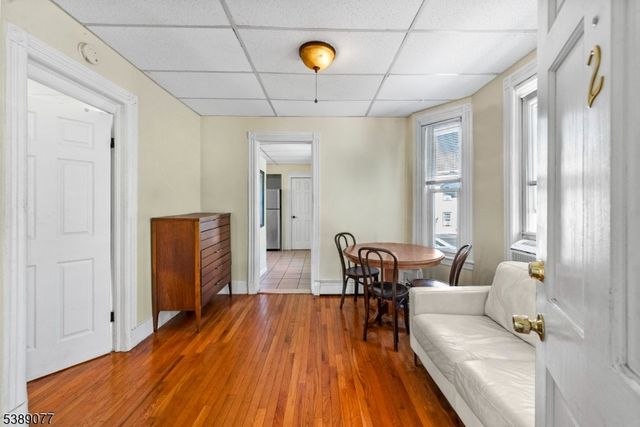 30 Gardner Ave, Jersey City, NJ 07304