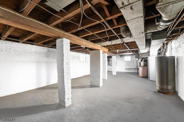 30 Gardner Ave, Jersey City, NJ 07304