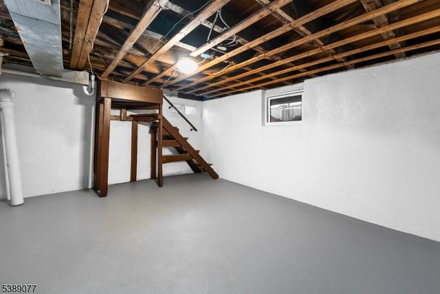 30 Gardner Ave, Jersey City, NJ 07304