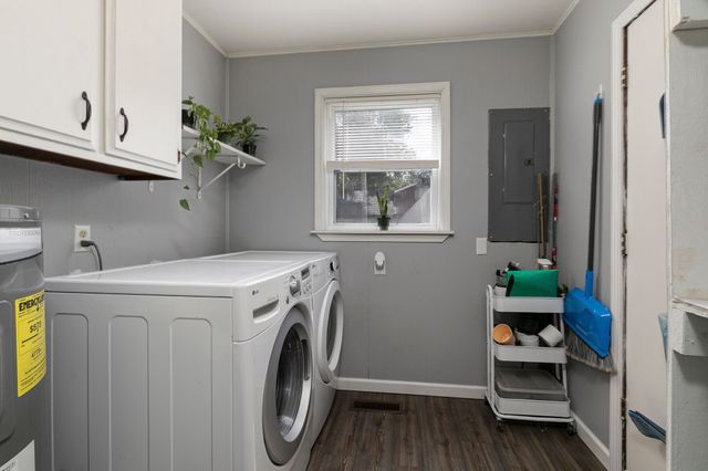 1030 S Birum Avenue, Bolivar, MO 65613