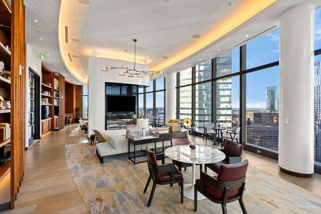 682 Atlantic Ave 45A, Boston, MA 02111