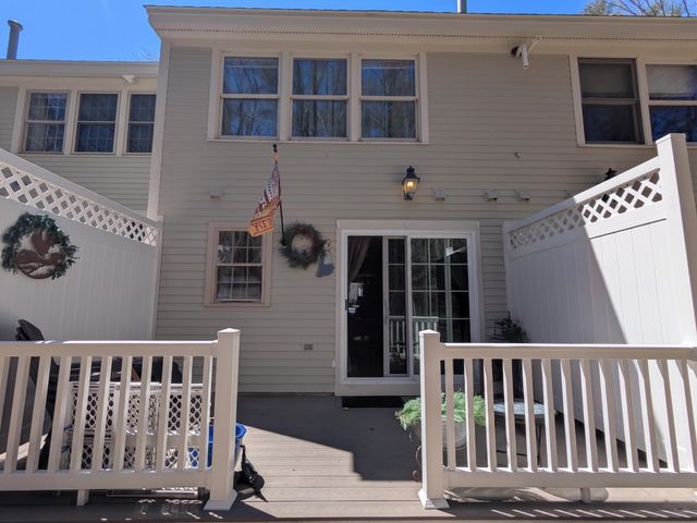 61 Woodland Green, Rochester, NH 03868