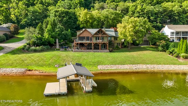 743 Jim Town Rd, Mooresburg, TN 37811