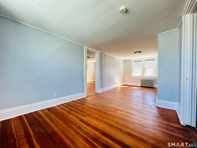 133 Quaker Lane South 3, West Hartford, CT 06119