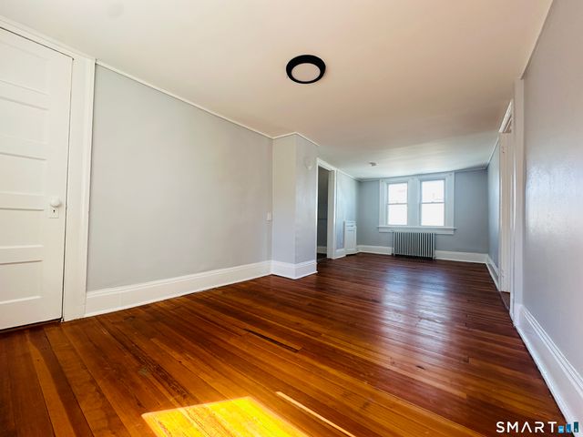 133 Quaker Lane South 3, West Hartford, CT 06119