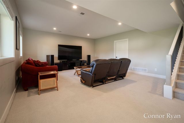 3758 Jason Ridge Lane, Grand Rapids, MI 49534