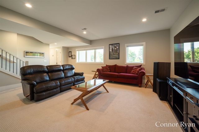 3758 Jason Ridge Lane, Grand Rapids, MI 49534