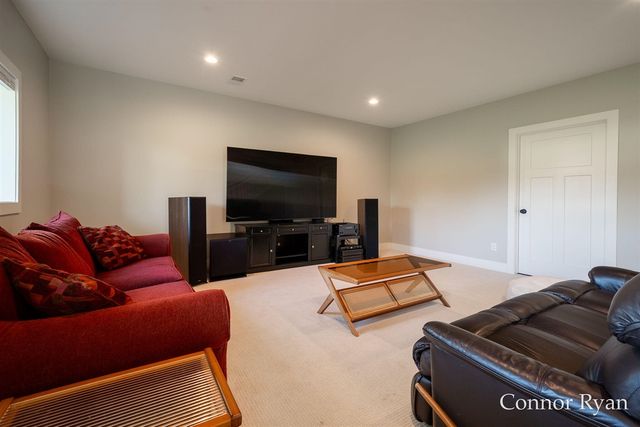 3758 Jason Ridge Lane, Grand Rapids, MI 49534