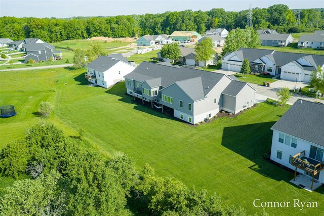 3758 Jason Ridge Lane, Grand Rapids, MI 49534