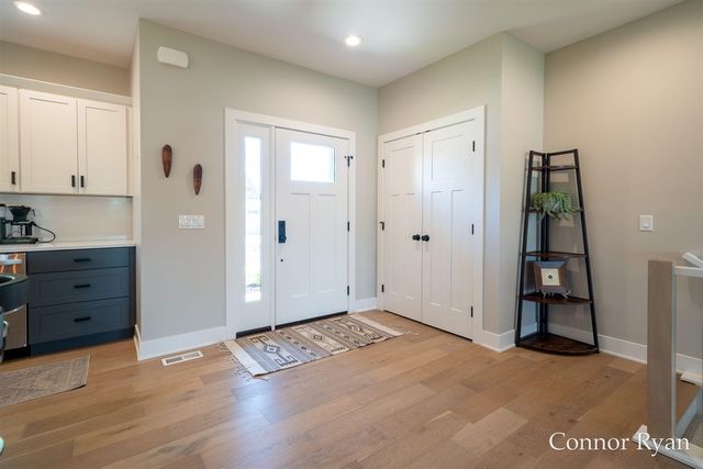 3758 Jason Ridge Lane, Grand Rapids, MI 49534