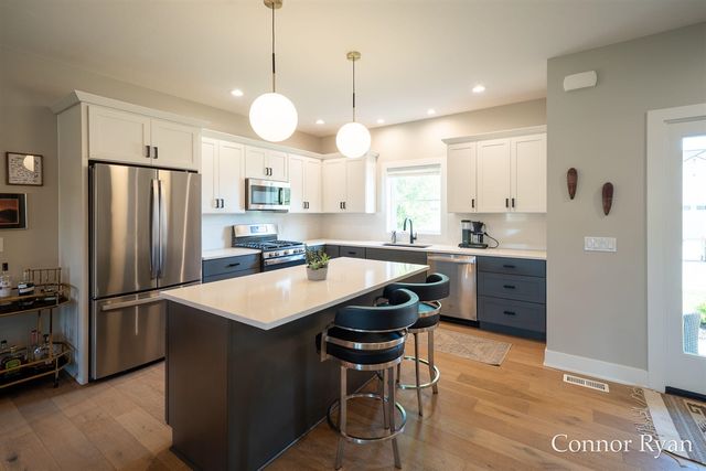 3758 Jason Ridge Lane, Grand Rapids, MI 49534