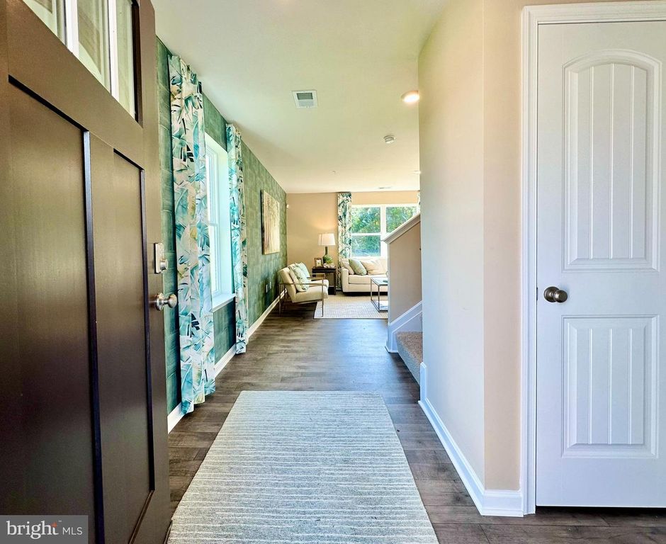 1310 FAIRVIEW LN, Salisbury, MD 21801