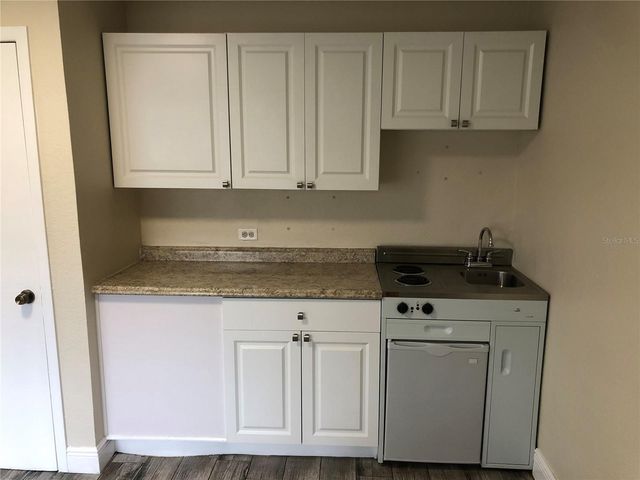7208 N NEBRASKA AVENUE 1, Tampa, FL 33604