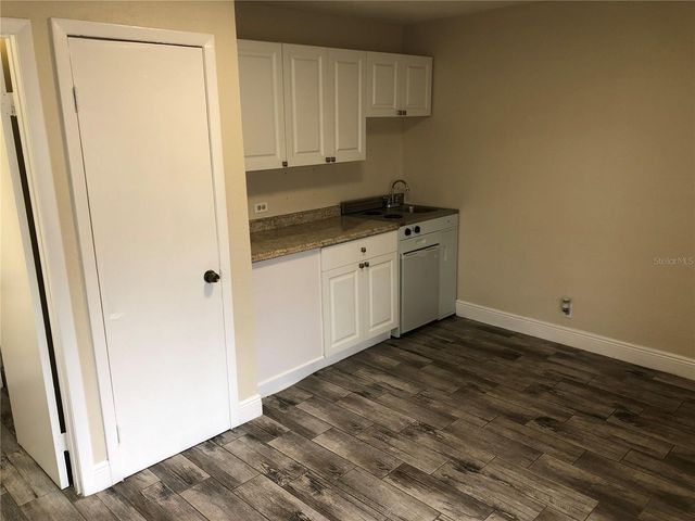 7208 N NEBRASKA AVENUE 1, Tampa, FL 33604