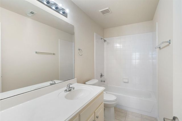 8502 Hunters Village Drive, Humble, TX 77346