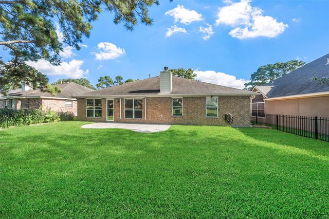 8502 Hunters Village Drive, Humble, TX 77346