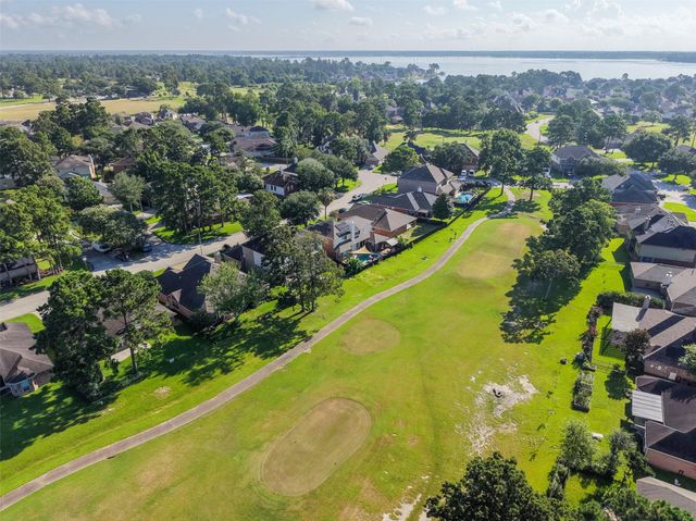 8502 Hunters Village Drive, Humble, TX 77346