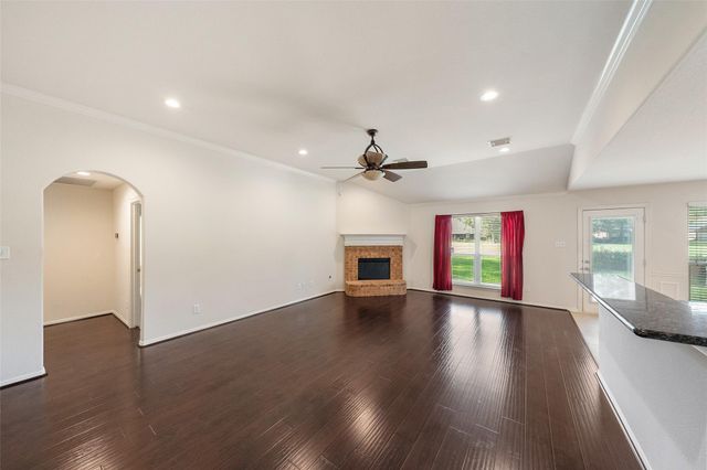 8502 Hunters Village Drive, Humble, TX 77346