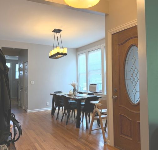3039 W Wilson Avenue 2, Chicago, IL 60625