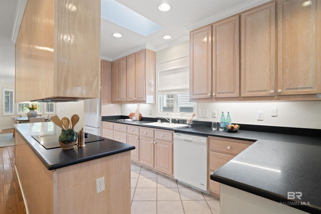 952 Edwards Avenue, Fairhope, AL 36532